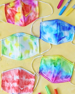 5 face masks tie dyed in different colors