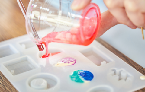 resin pouring