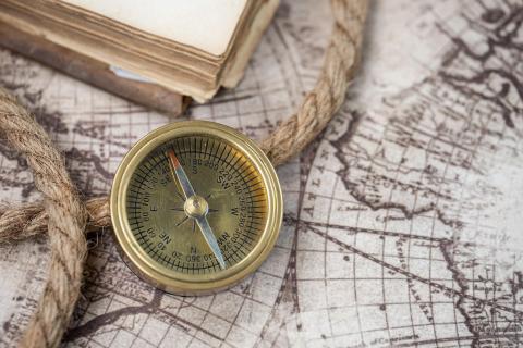 map with compass pixabay